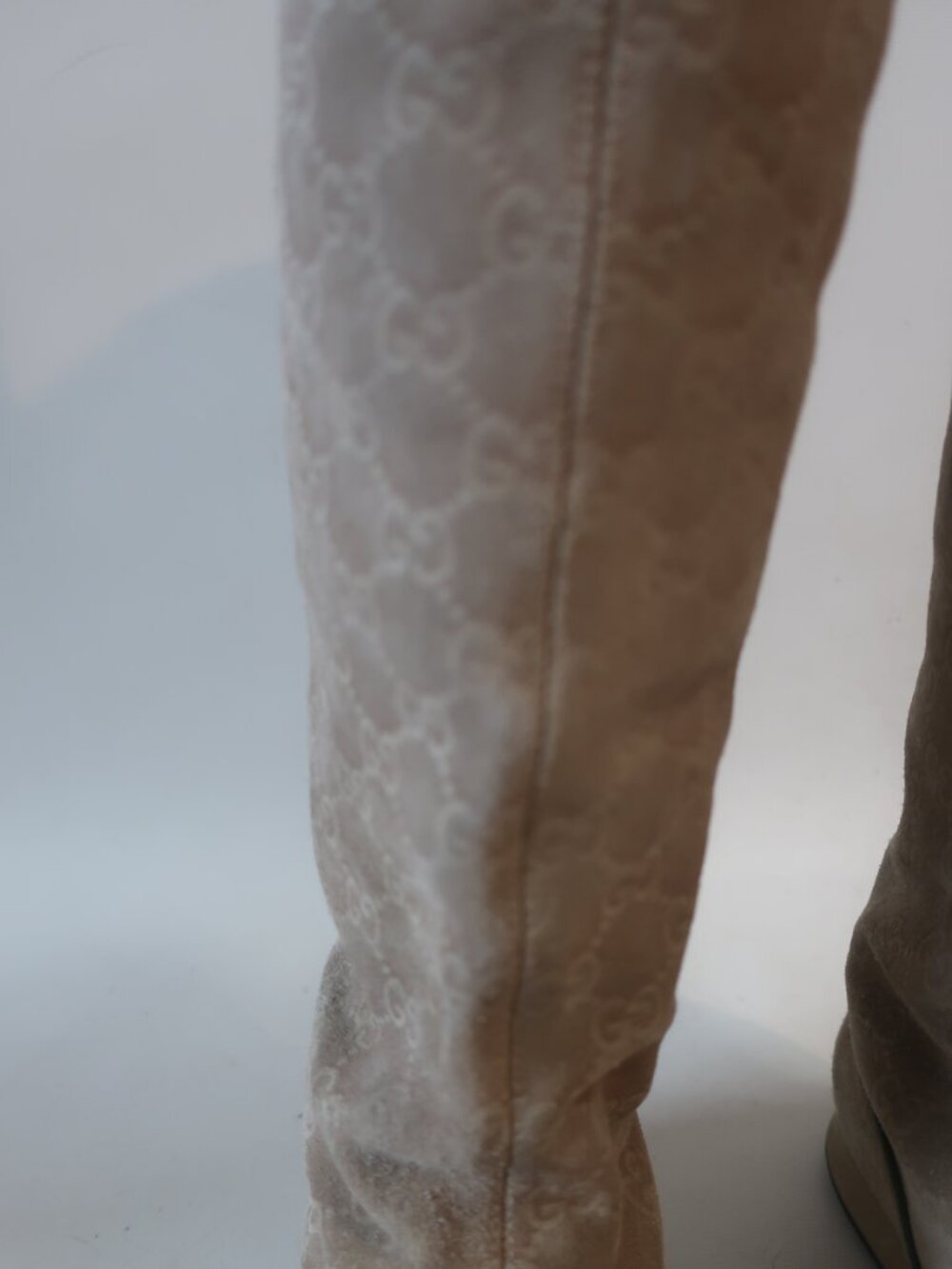 Authentic Womens Gucci Beige 163482 Guccissima Suede Shearling Boots 38 US/8 - Picture 4 of 16
